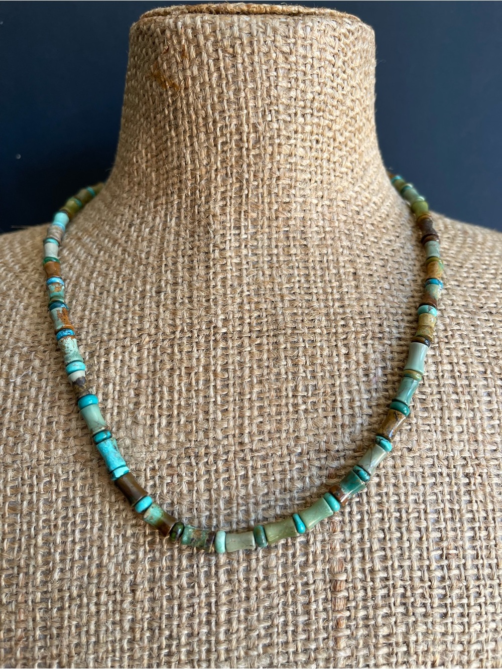 New genuine Chinese turquoise beaded necklace.